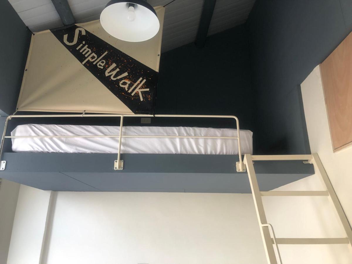 Simple Walk Guest House 小公寓 台南 エクステリア 写真